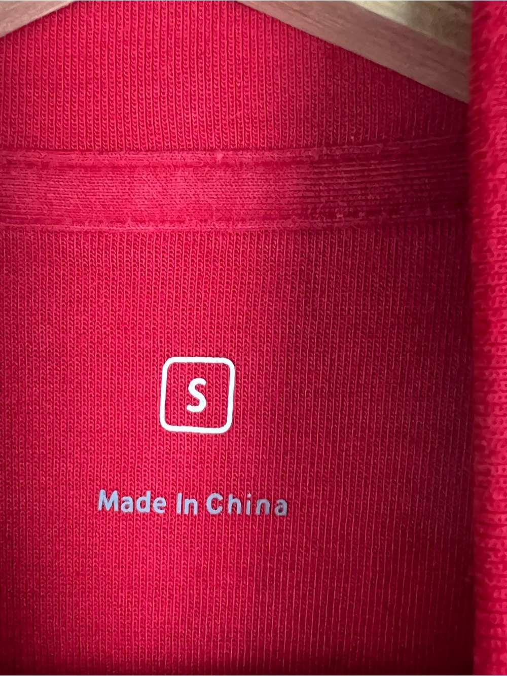 Apple Sweatshirt Womens Small Red Quarter Zip Pullover Raglan Embroidered Logo - Picture 4 of 10